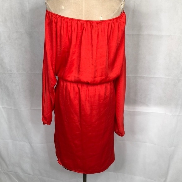 BCBGMAXAZRIA Clasiaba off shoulder dress - Picture 6 of 8